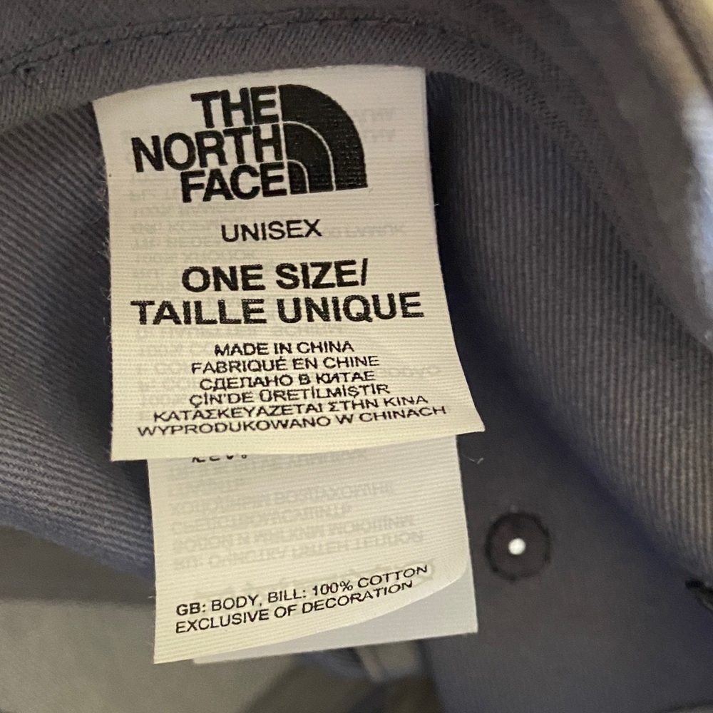 The North Face Gray Logo Cap - Picture 3 of 3